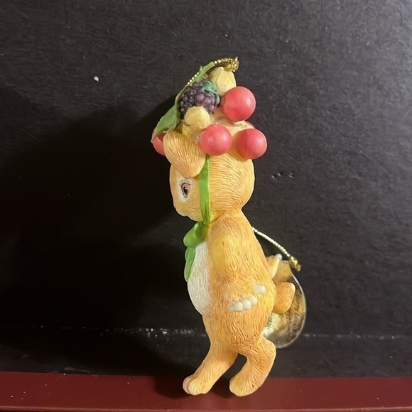 Heirloom ornament Berry lovely bonnet - rabbit with fruit hat - Picture 4 of 5